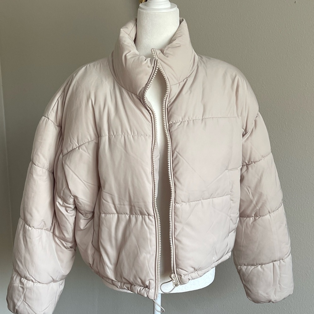 COPY - NEW H&M Puffer Jacket Size L